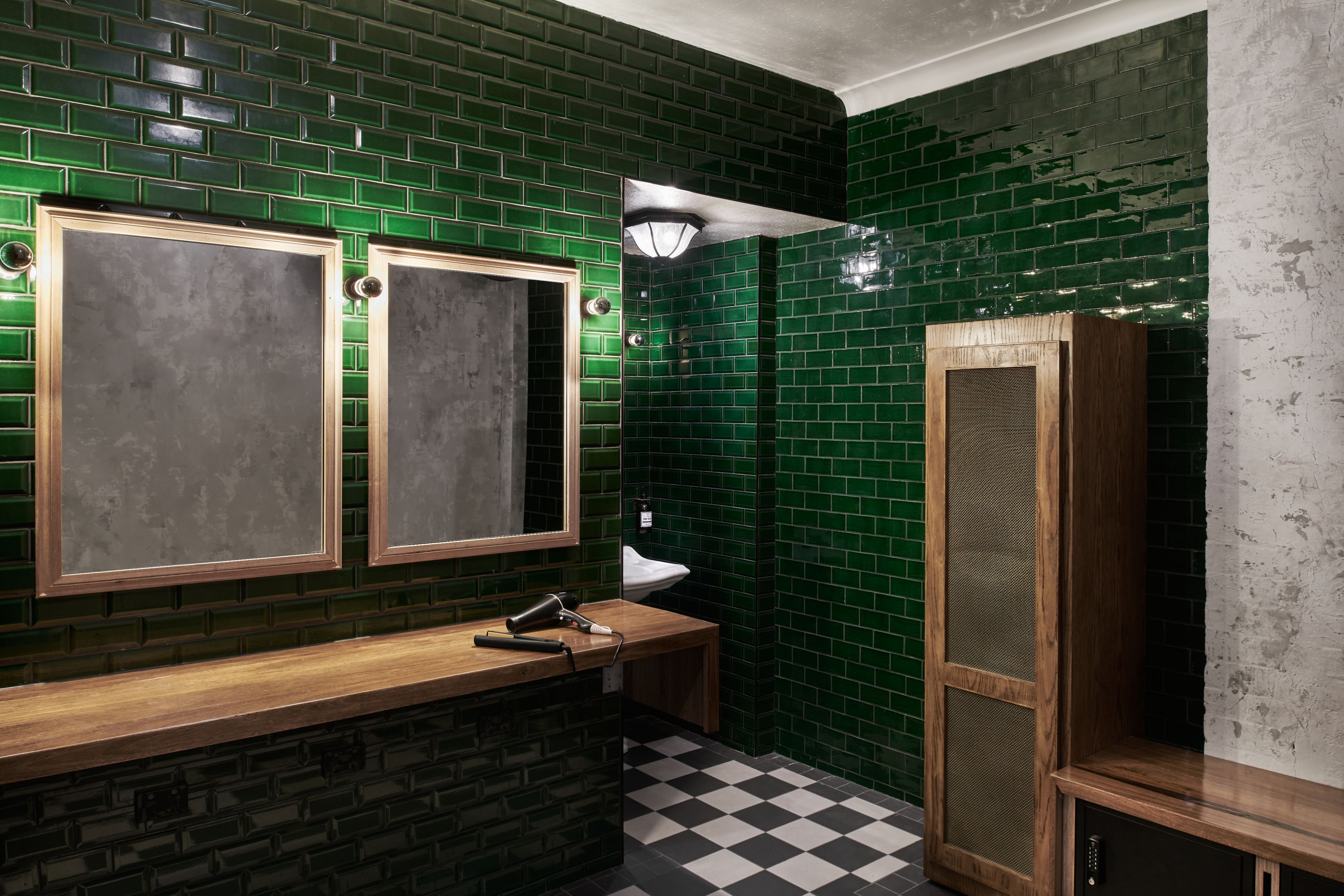 Luxe Amenities