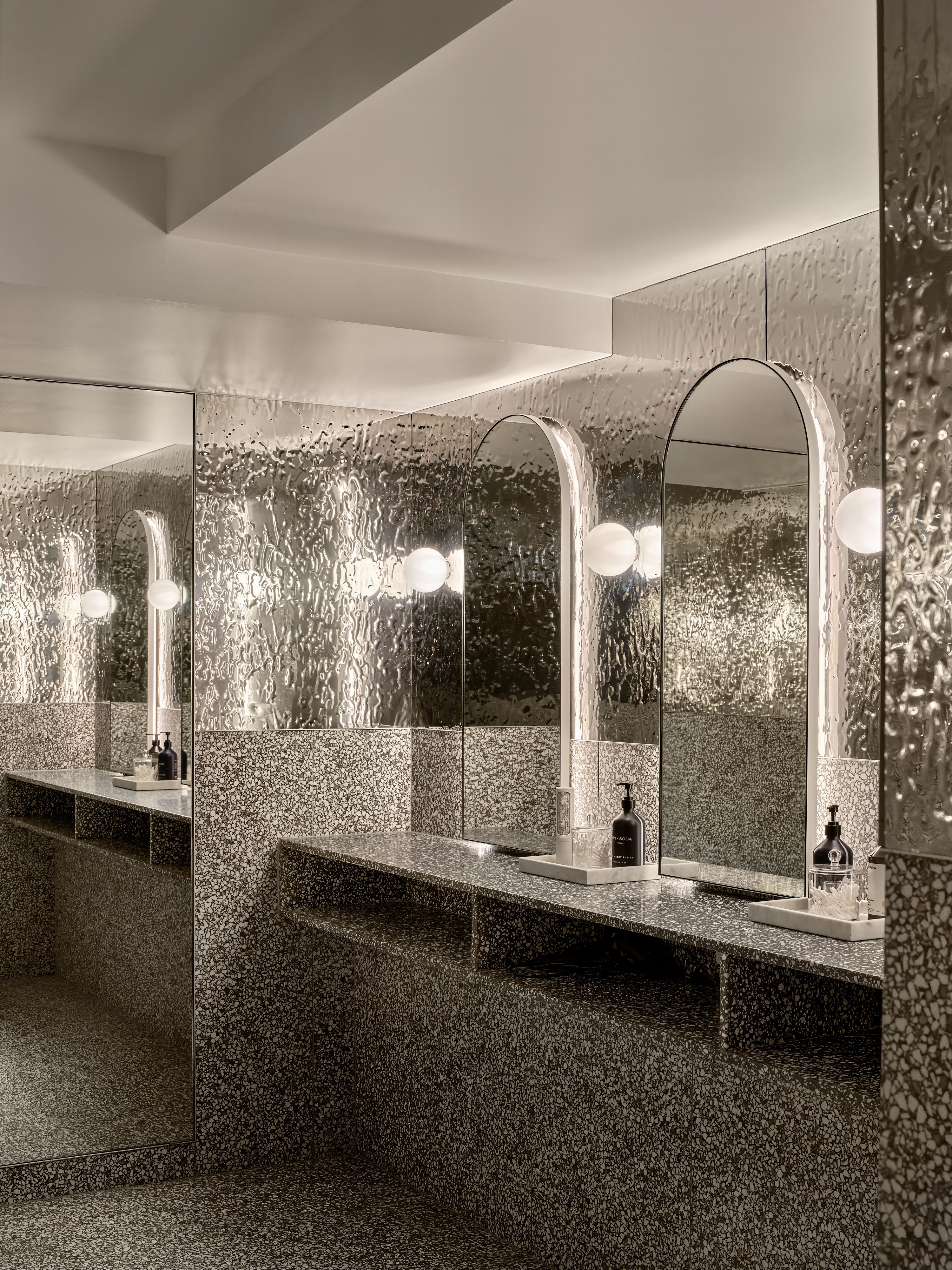 Luxe Amenities & Saunas