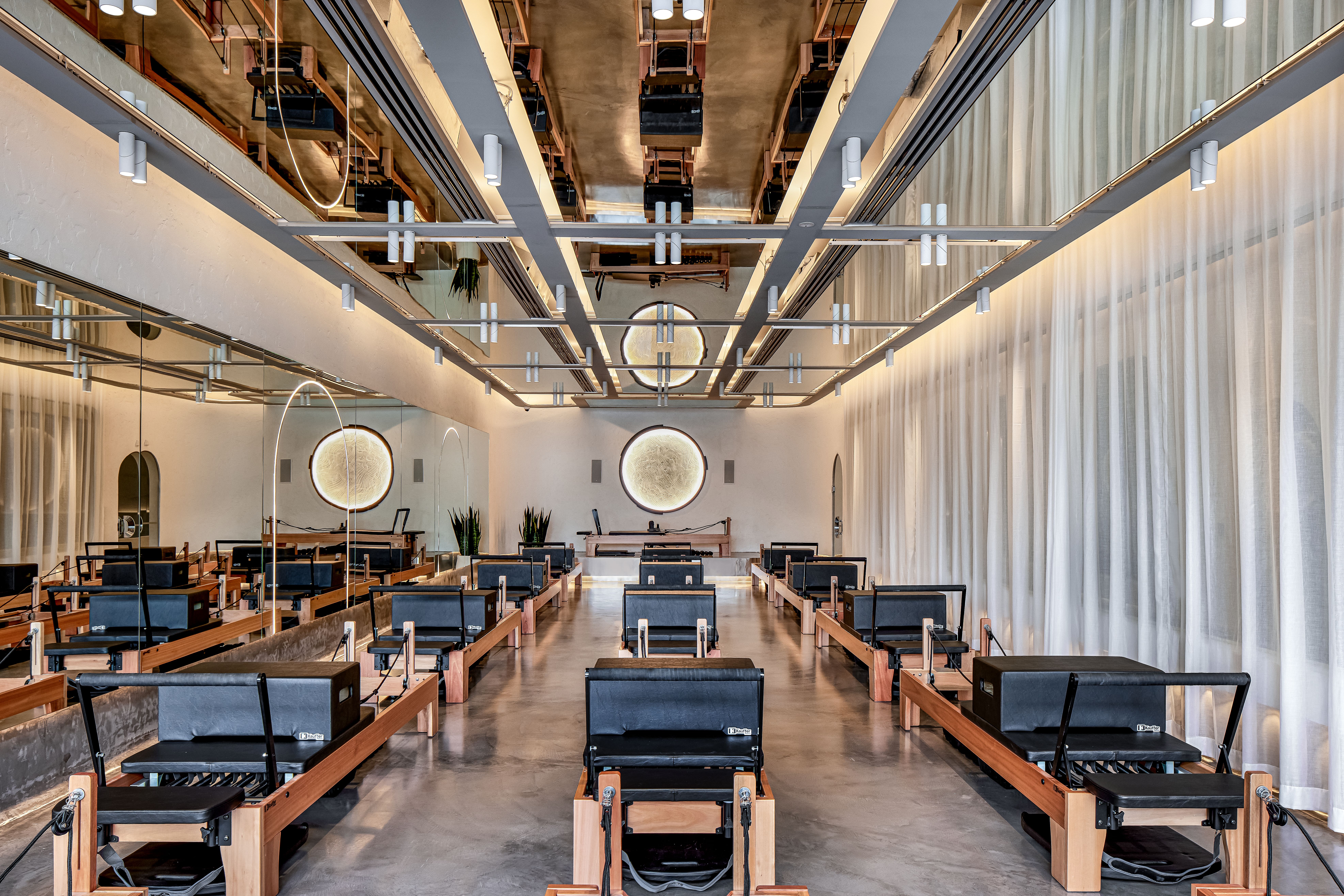 REFORMER studio 13