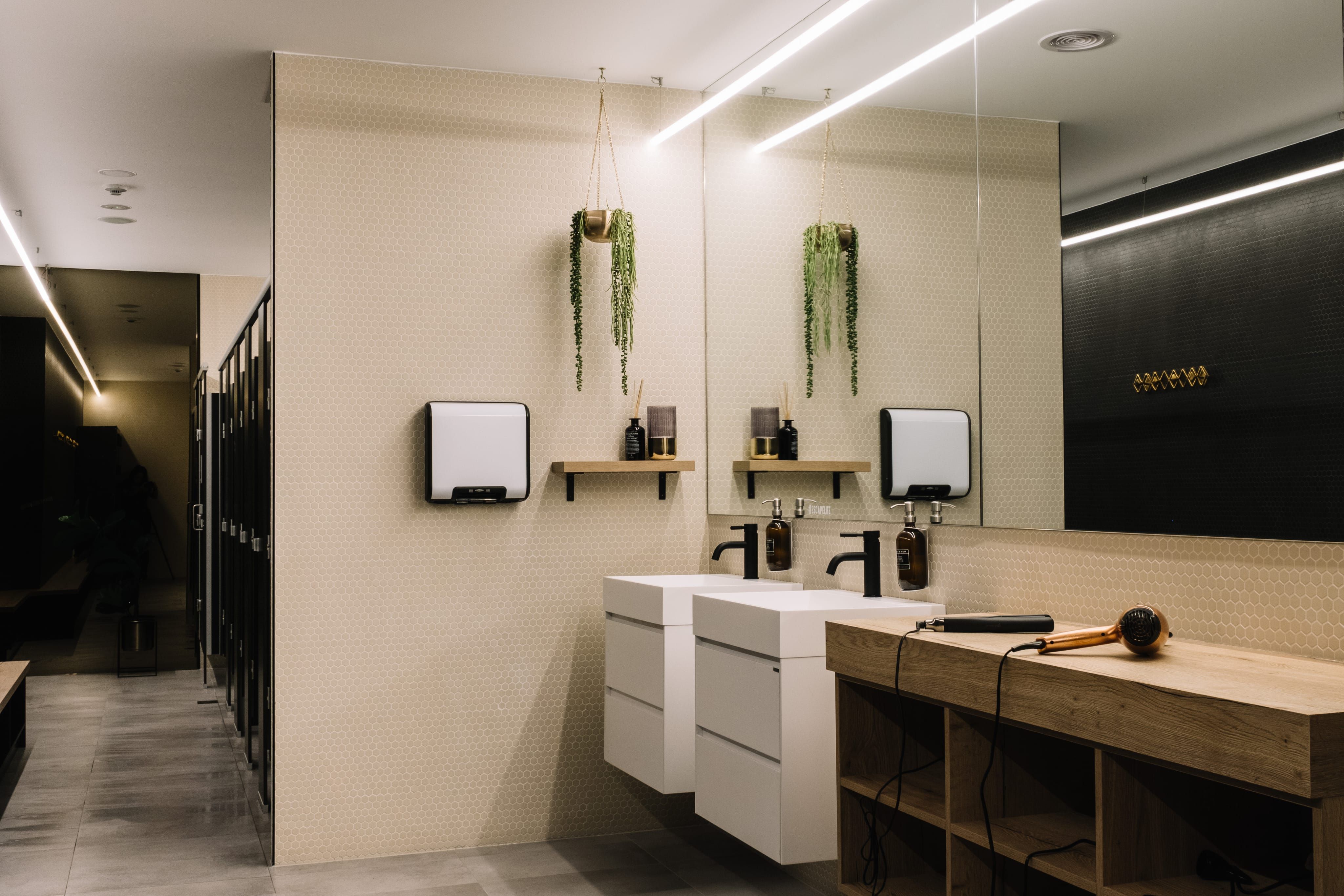 Luxe Amenities